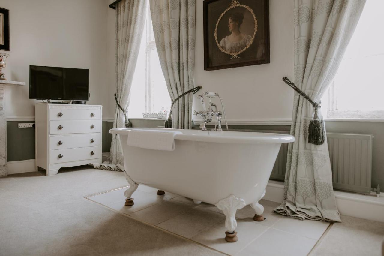 Allington Manor Guest house 5*
