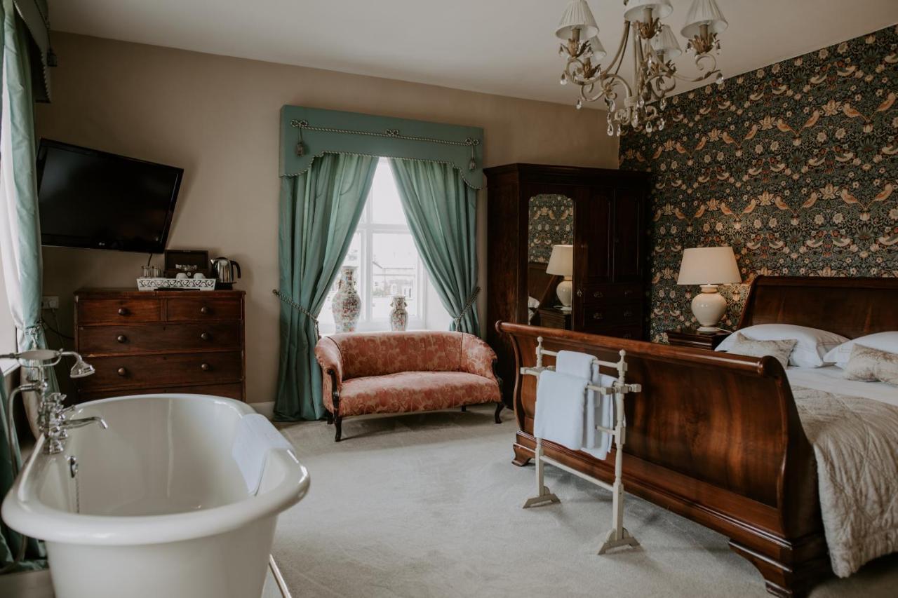 Guest house Allington Manor